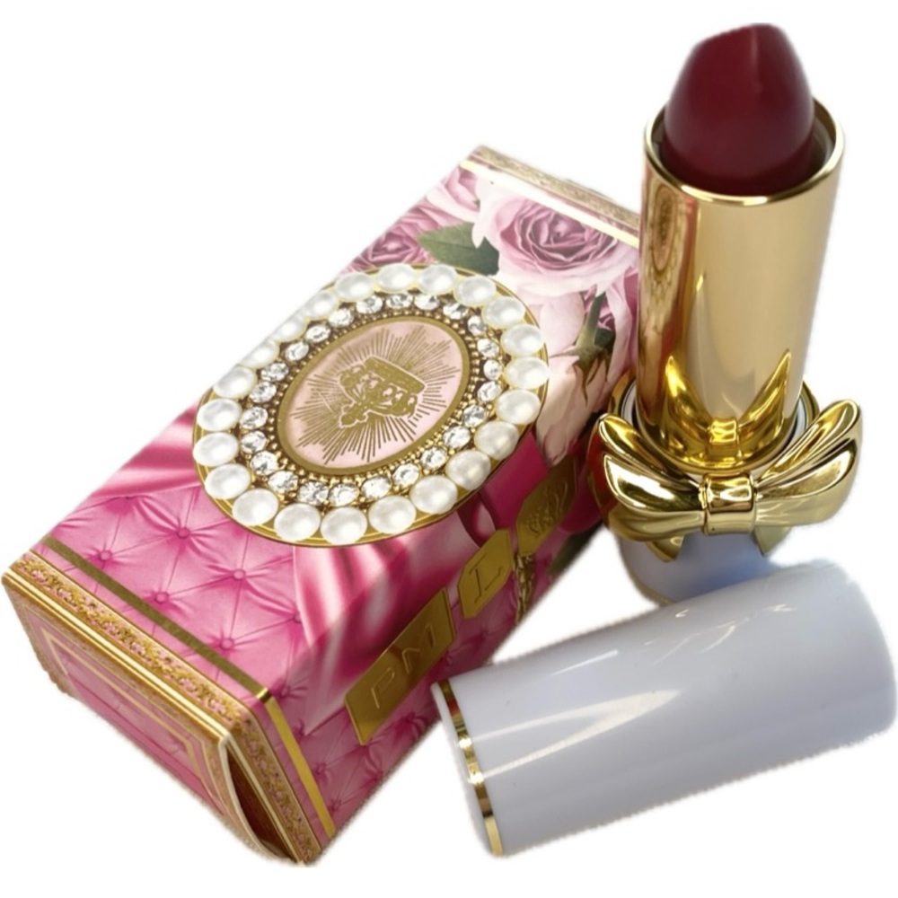 Pat McGraw SatinAllure infatuation lipstick